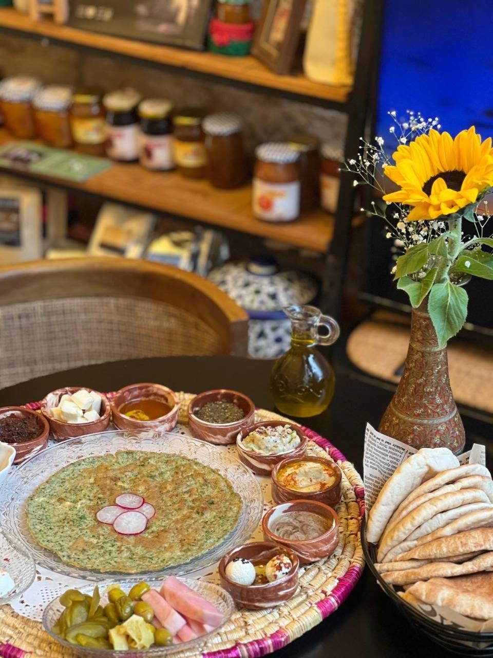 Farah Locanda Ramallah Bagian luar foto
